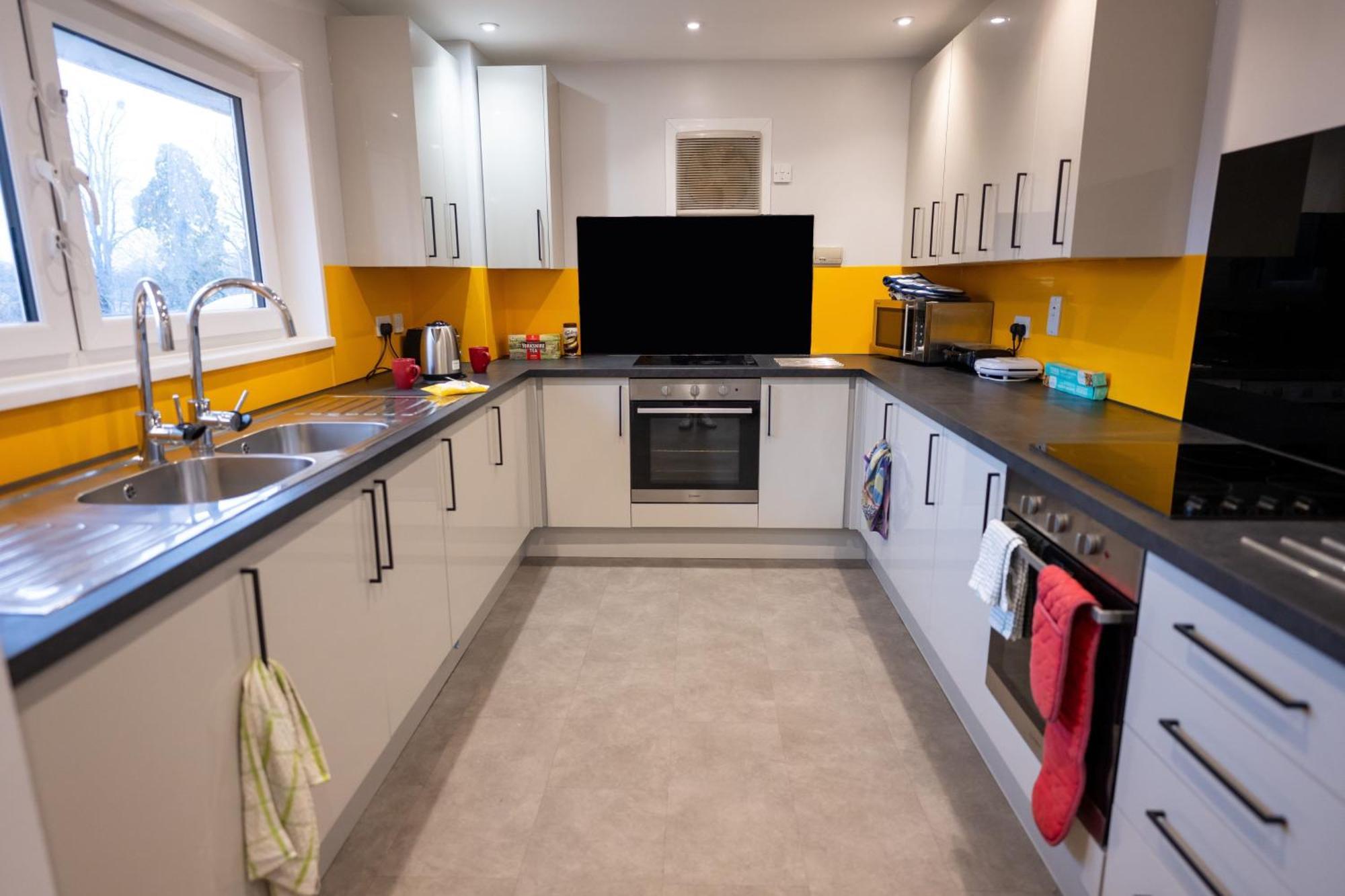 Plas Gwyn Halls, Cardiff Met University Bagian luar foto